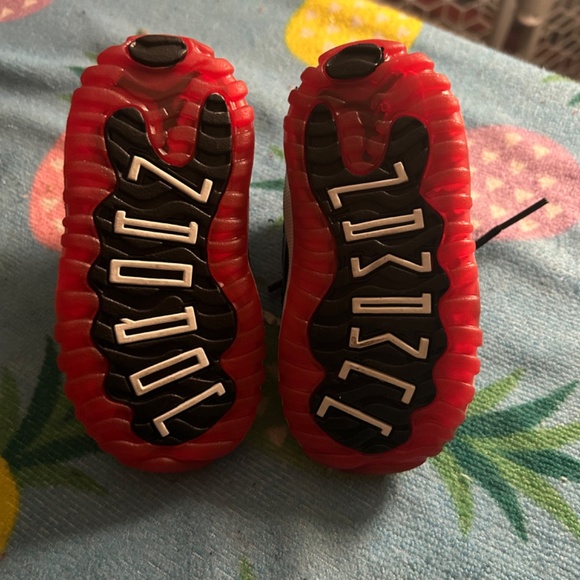 Jordan - Picture 3 of 3